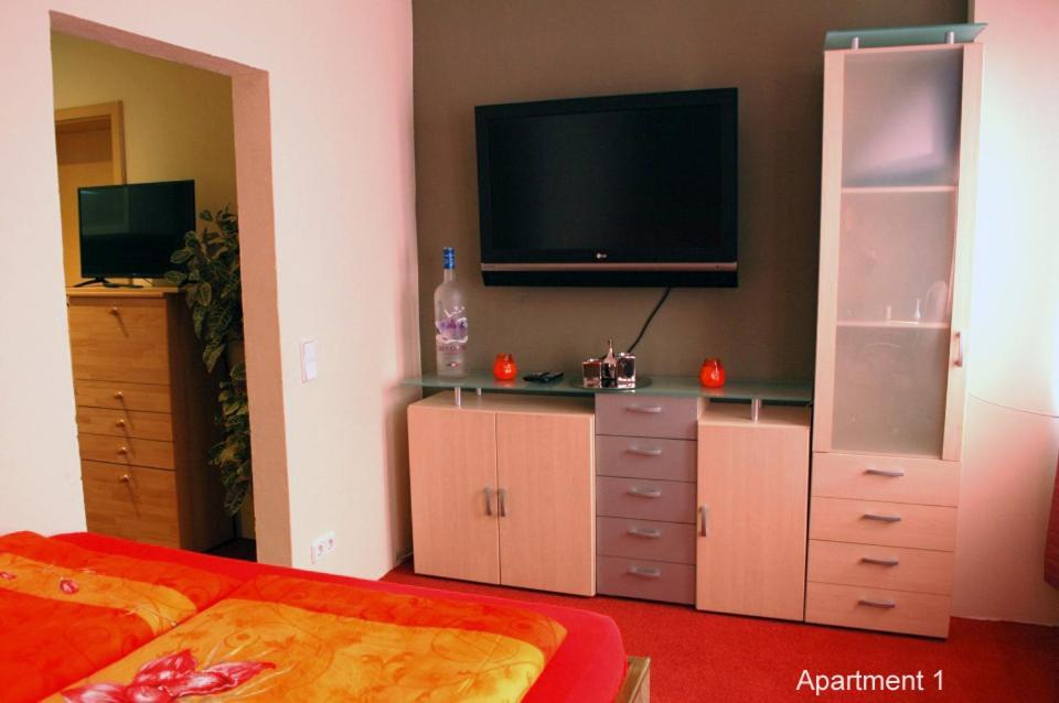 Monteur - Budget Apartments Freital Eksteriør billede